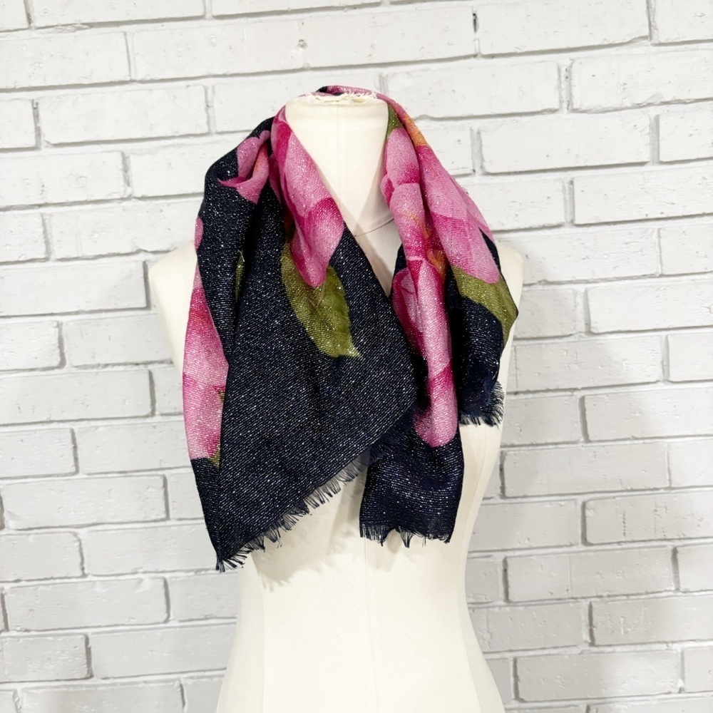 Vintage Unbranded Floral Scarf - Picture 1 of 5